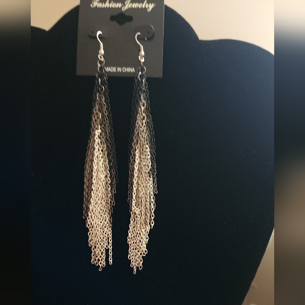 Elegant Gold and Black Chain Tassel Earrings